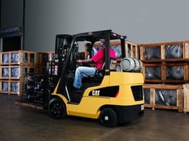 CAT 3,000-6,500 lb Capacity Internal Combustion Forklift