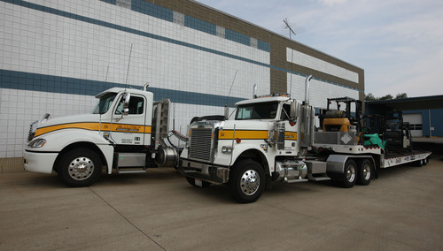 Forklift Hauling & Delivery