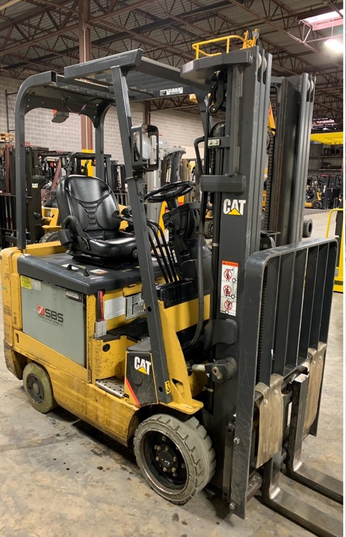 feature picture of Used 2016 CAT 4,000 lb. model EC4000