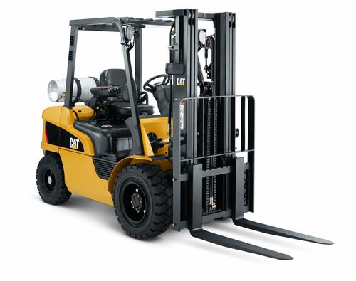 CAT Forklift 3,000-7,000 lb Capacity