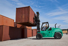 Mitsubishi Large Diesel Pneumatic Forklift