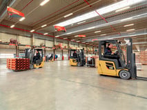 CAT Forklift - 2,500-4,000 Capacity lb 3-Wheel Pneumatic Tire Studio