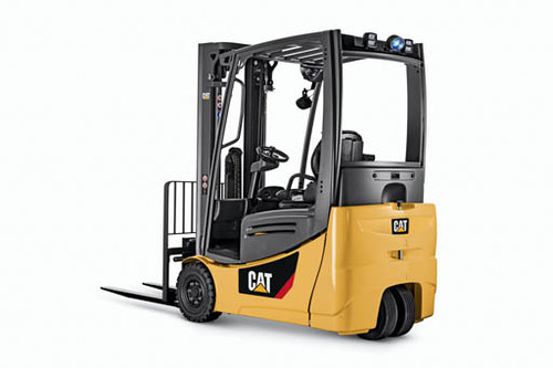 CAT Forklift - 2,500-4,000 Capacity lb 3-Wheel Pneumatic Tire 