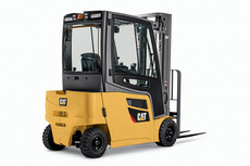 CAT Forklift - 3,000-4,000 Capacity lb Electric  Pneumatic Tire Studio