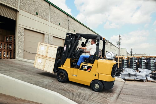 CAT 7,000-15,000 lb Capacity Internal Combustion Forklift