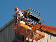 feature picture of JLG 400S Telescopic Boom