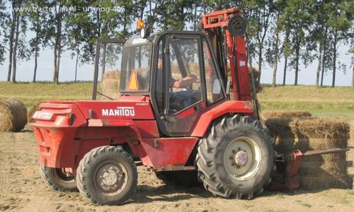  Manitou Masted Forklifts 