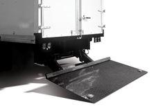 feature picture of Waltco Cantilever Liftgates