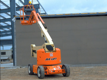 feature picture of JLG E450AJ | Articulating Boom