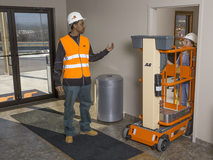 feature picture of JLG EcoLift 50