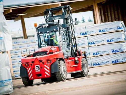 Kalmar DCG90-180 Medium Range Lift Truck