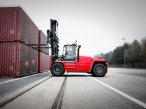 Kalmar Heavy Diesel Pneumatic Forklift