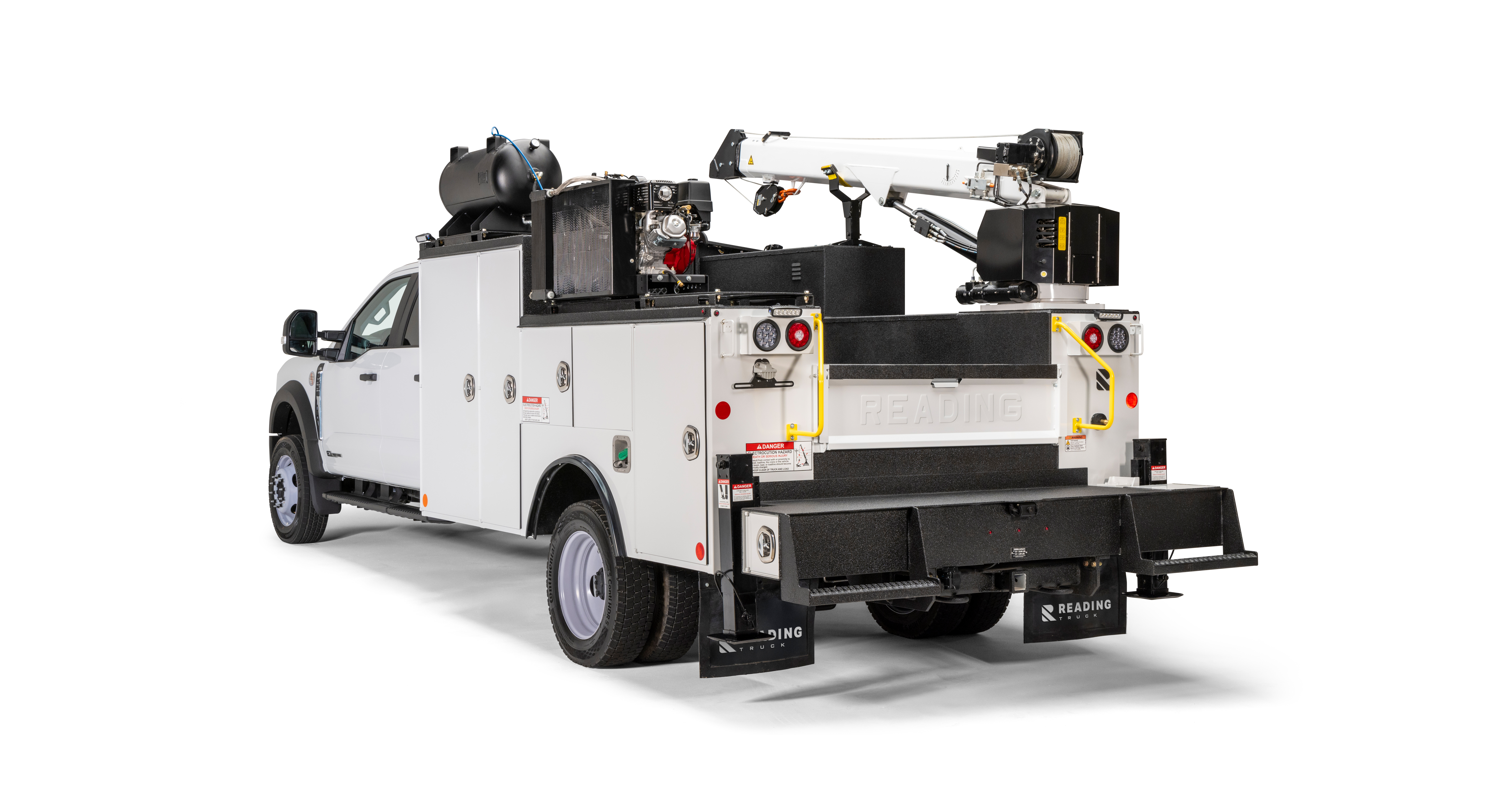 Reading Truck RM35 Rear Roadside