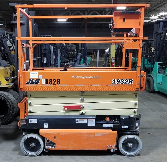Two Used 2018 JLG 1932Rs